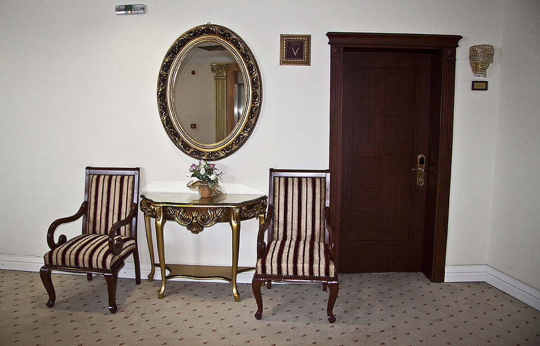 Stone Bridge Hotel Skopje Quarto foto